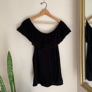 Black off-the-shoulder shirt